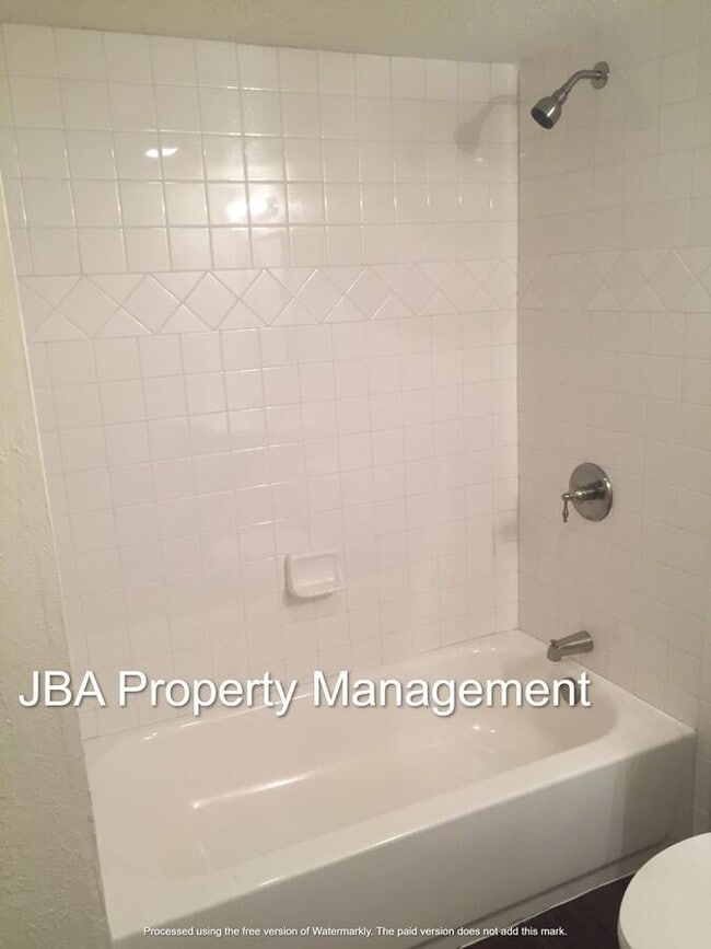 Building Photo - 1758 Belshire Ct