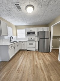 Building Photo - 137 County Rd 3431