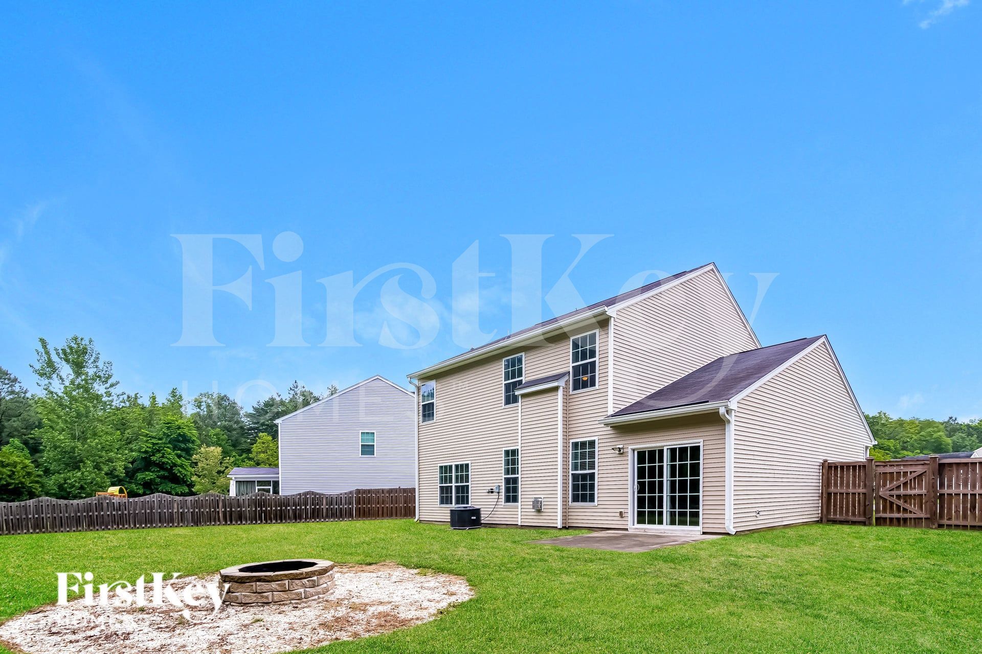 Building Photo - 918 Laurel Oak Ln