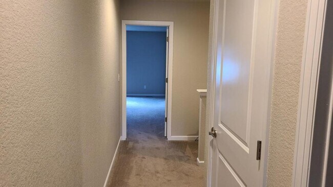 Building Photo - 608 Stonebridge Drive