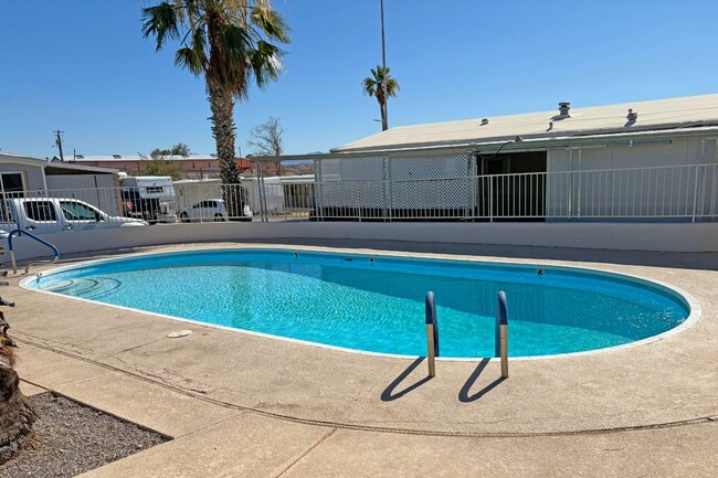 Building Photo - 350 Lee Ave