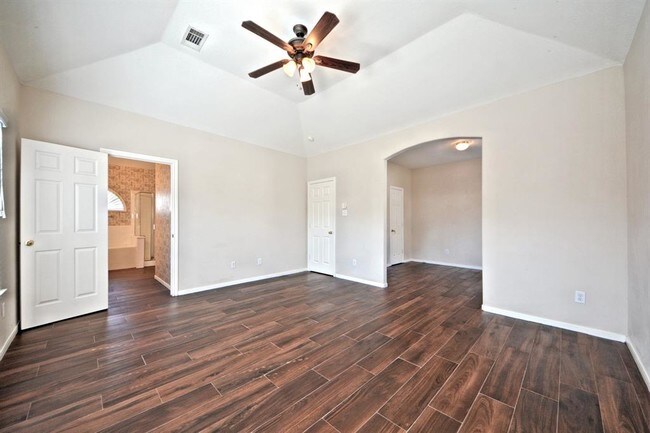 Building Photo - 1611 Winston Homestead Dr