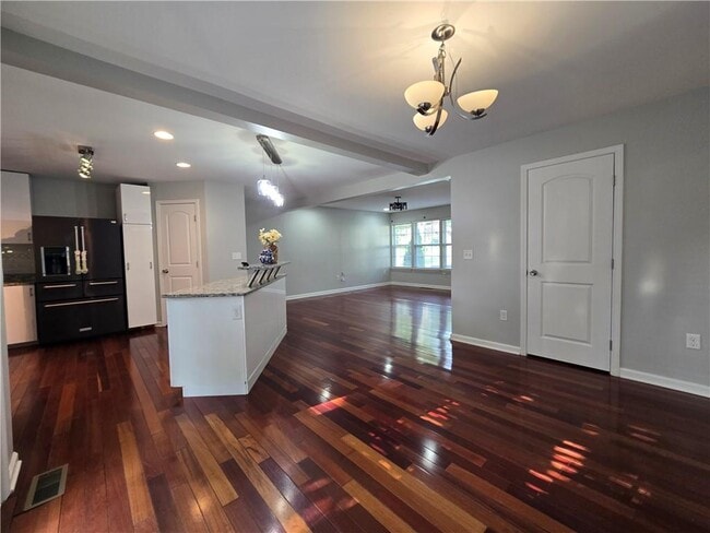 Building Photo - 2616 Boland Dr NE