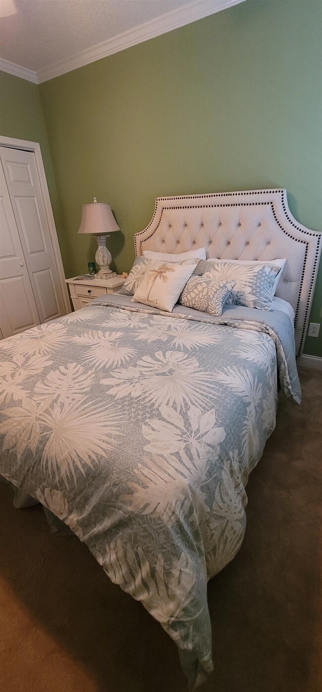 Building Photo - 1100 Commons Blvd