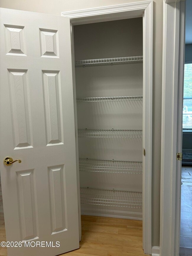Building Photo - 610 Sophee Ln