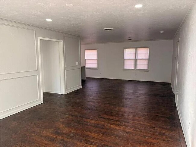 Building Photo - 1123 W Brooks St