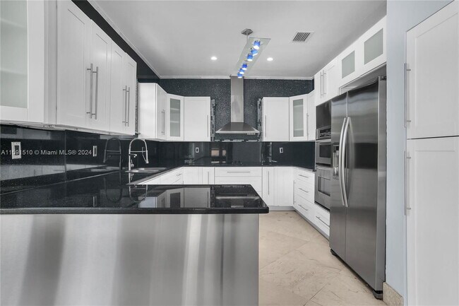 Building Photo - 9261 SW 174th St