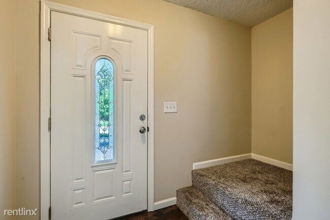 Building Photo - 4 br, 2.5 bath House - 4290 Steeplechase D...