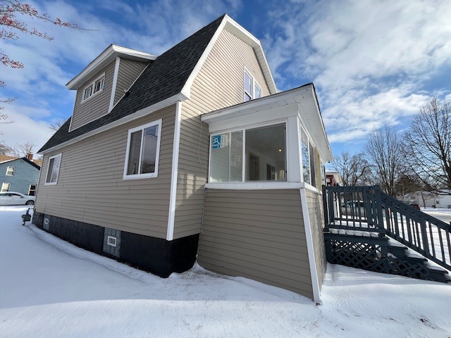 Building Photo - 934 W Garfield Ave