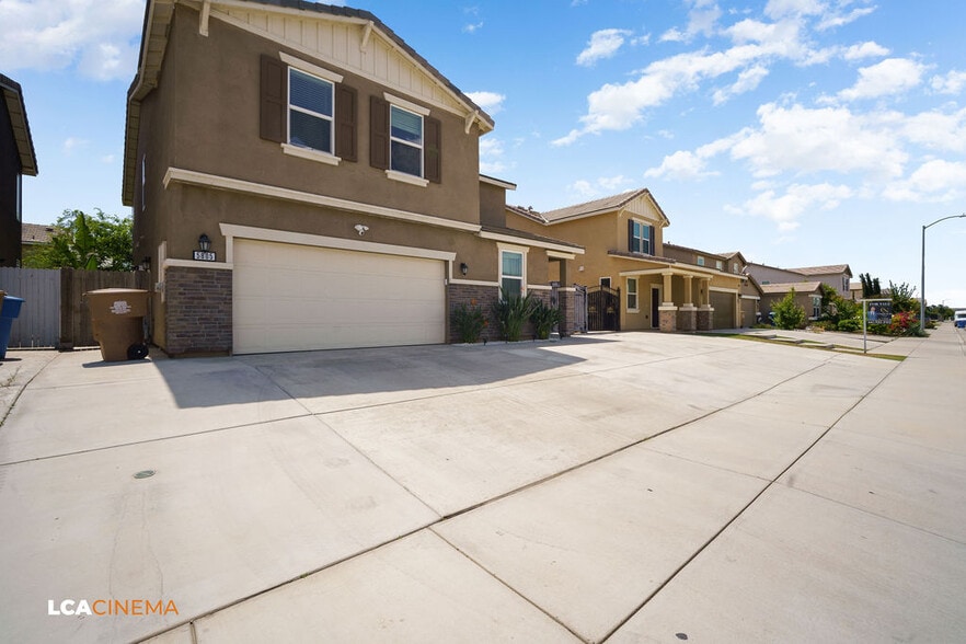 Building Photo - 5805 Commonwealth Ave