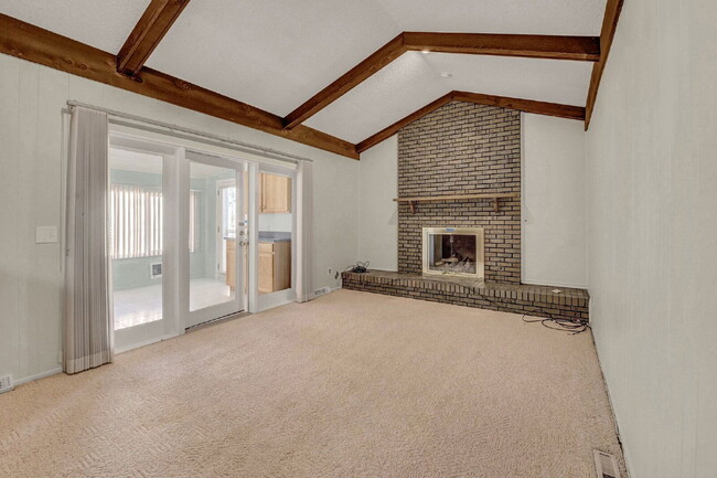 Building Photo - 8563 E Saratoga Pl