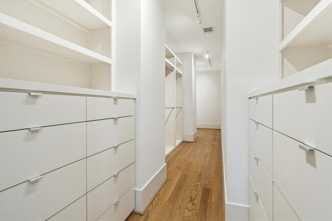 Building Photo - 1509 Caywood Ln