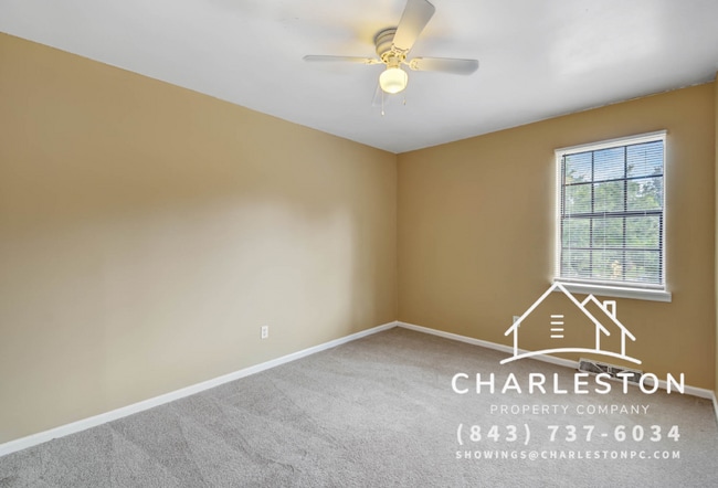 Building Photo - 2318 Applebee Way