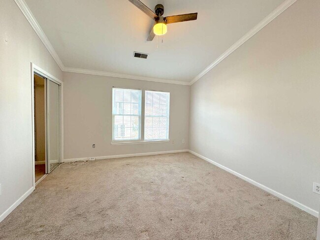 Building Photo - Inviting Suburban Retreat with Spacious Layout and Timeless Hardwood Flooring