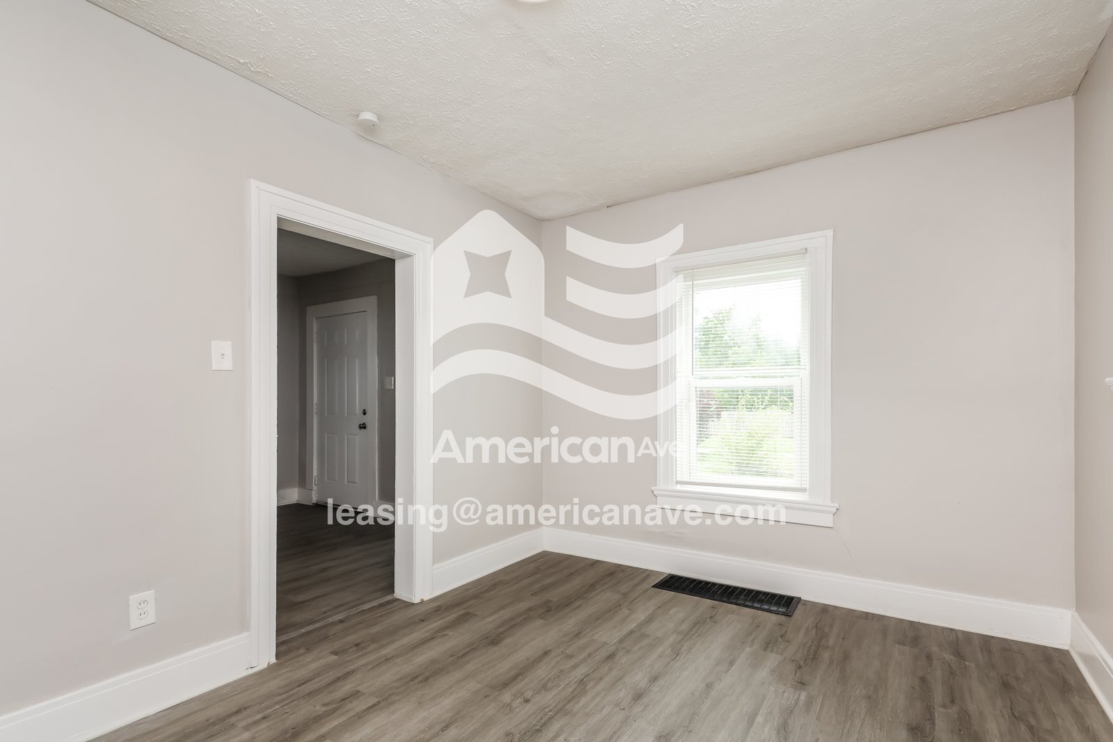 Building Photo - 724 Kammer Ave