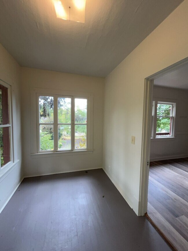 Building Photo - 1141 Franklin St