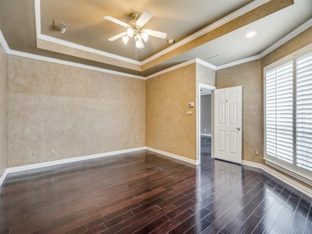 Building Photo - 5033 Hudson Dr