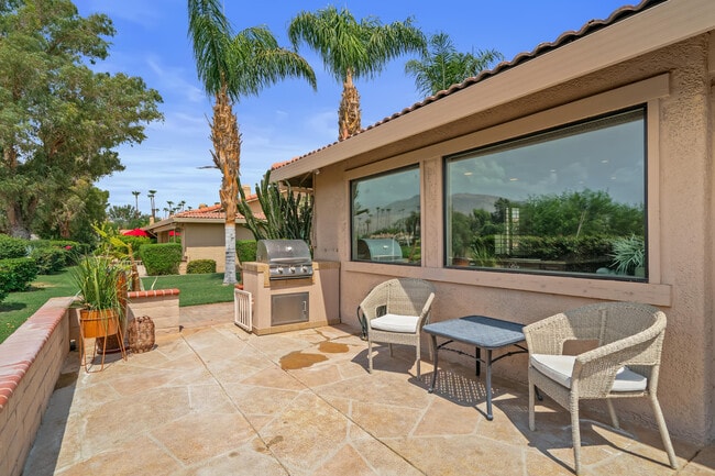 Building Photo - 99 Conejo Cir