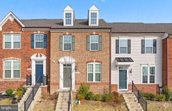 Building Photo - 9408 Adelaide Ln