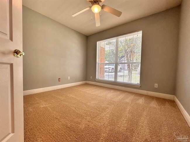 Building Photo - 9548 Lorikeet Ln