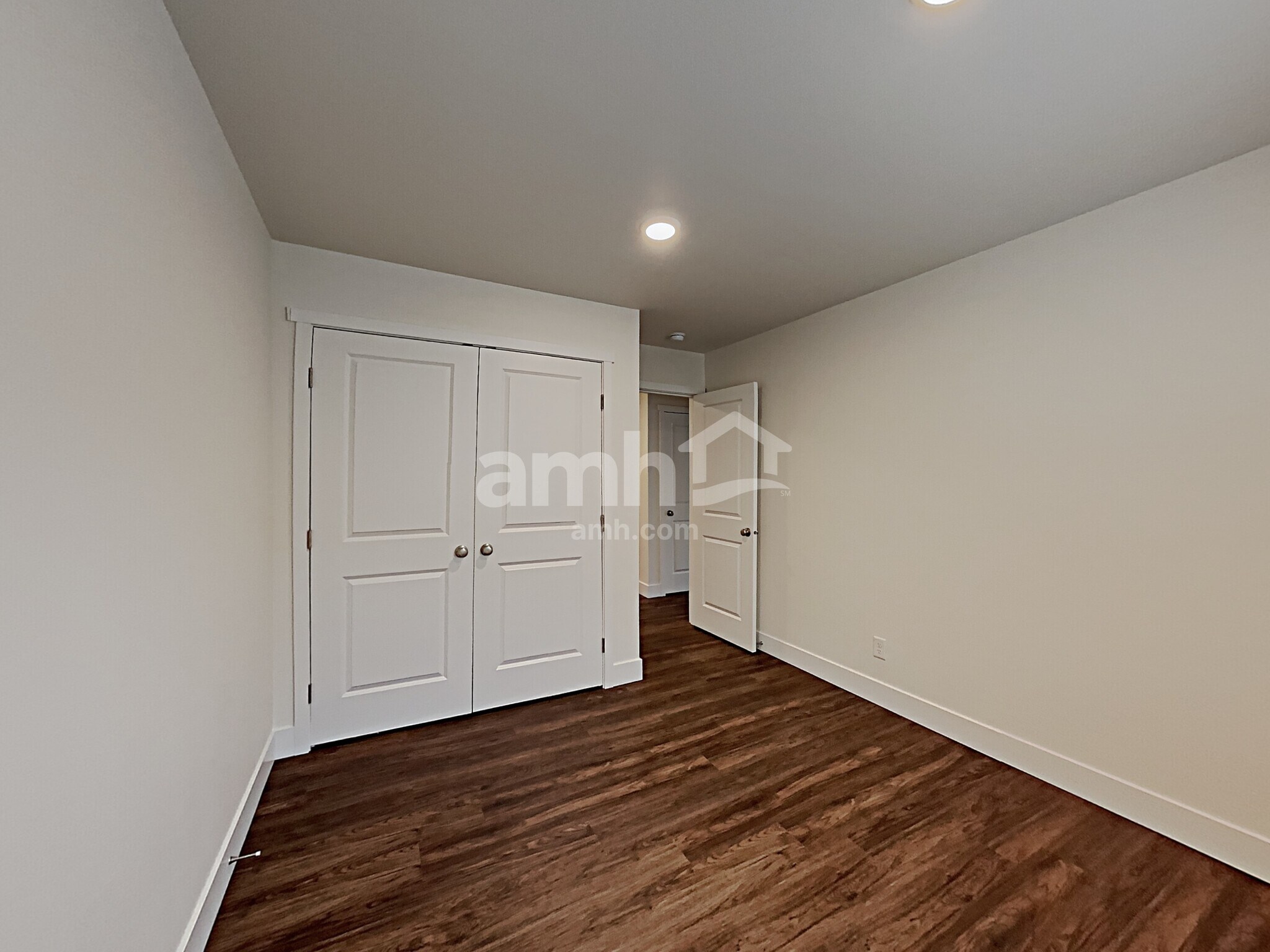 Building Photo - 12404 83rd Ave E