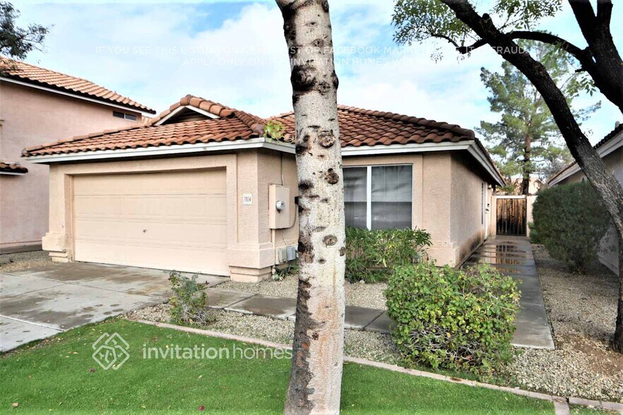 Building Photo - 7934 W Laurel Ln