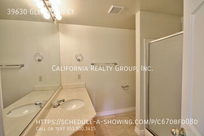 Building Photo - 39630 Glenwood Ct