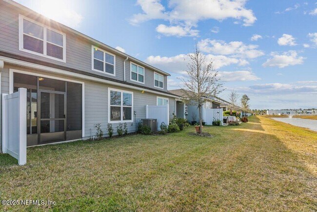 Building Photo - 712 Cherry Elm Dr