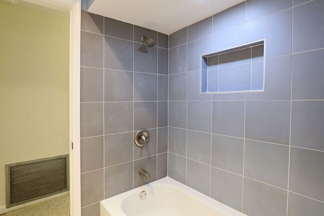 Building Photo - 1353 Stadler Dr
