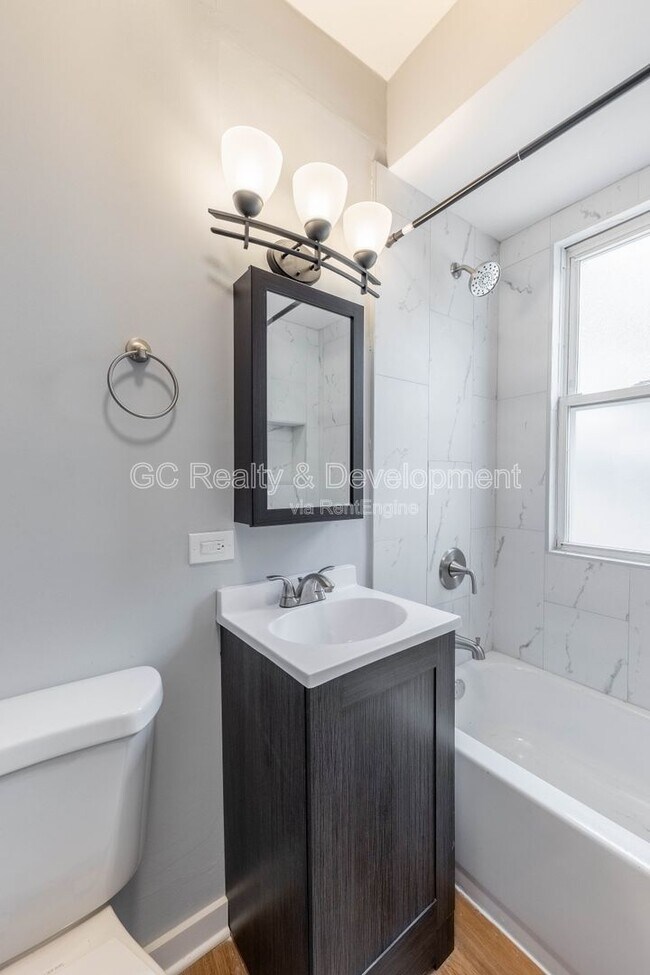 Building Photo - 3517 S Lituanica Ave