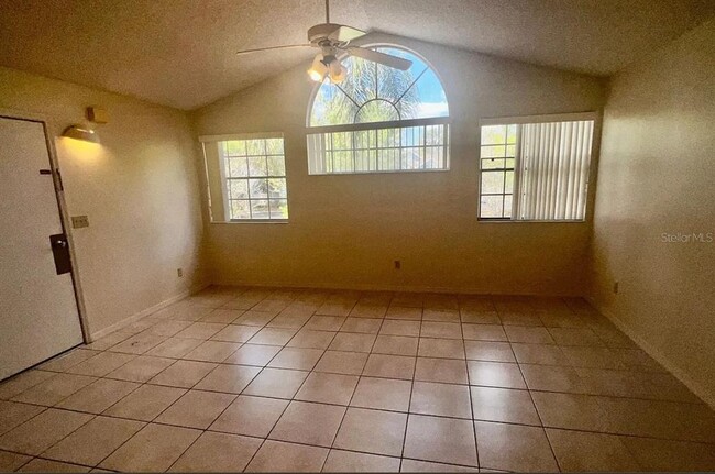 Building Photo - 2719 N Poinciana Blvd