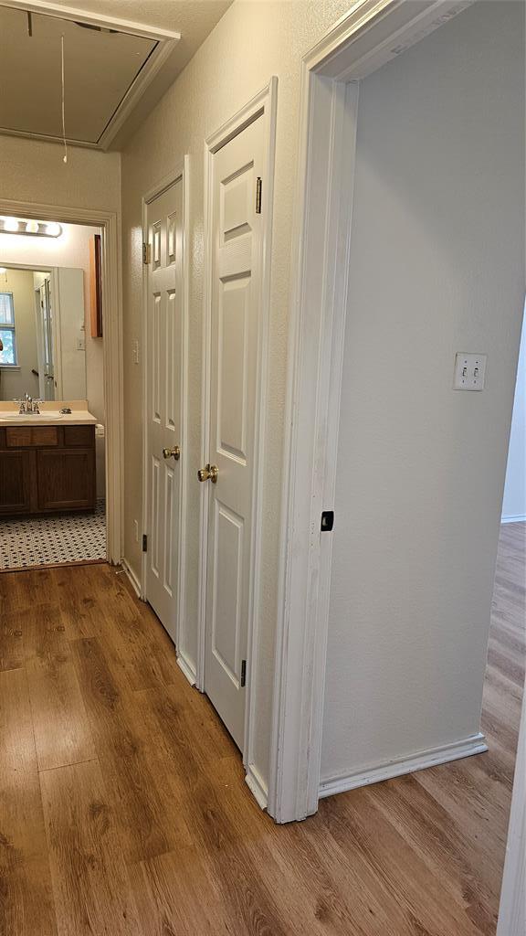 Building Photo - 8010 Willet Trail