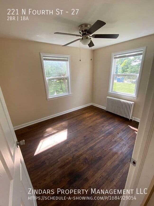 Building Photo - 221 N Fourth St-27