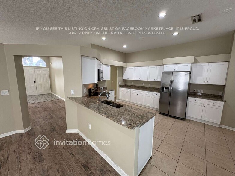 Building Photo - 4505 Bedford Ct E