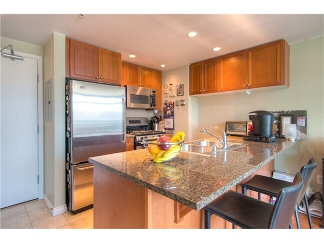 Building Photo - 1Bd/1Ba Seattle Condo