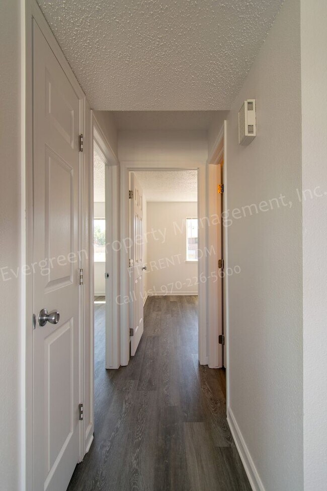Building Photo - 2147 27th Ave Ct
