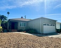 Building Photo - Charming North Hollywood Home