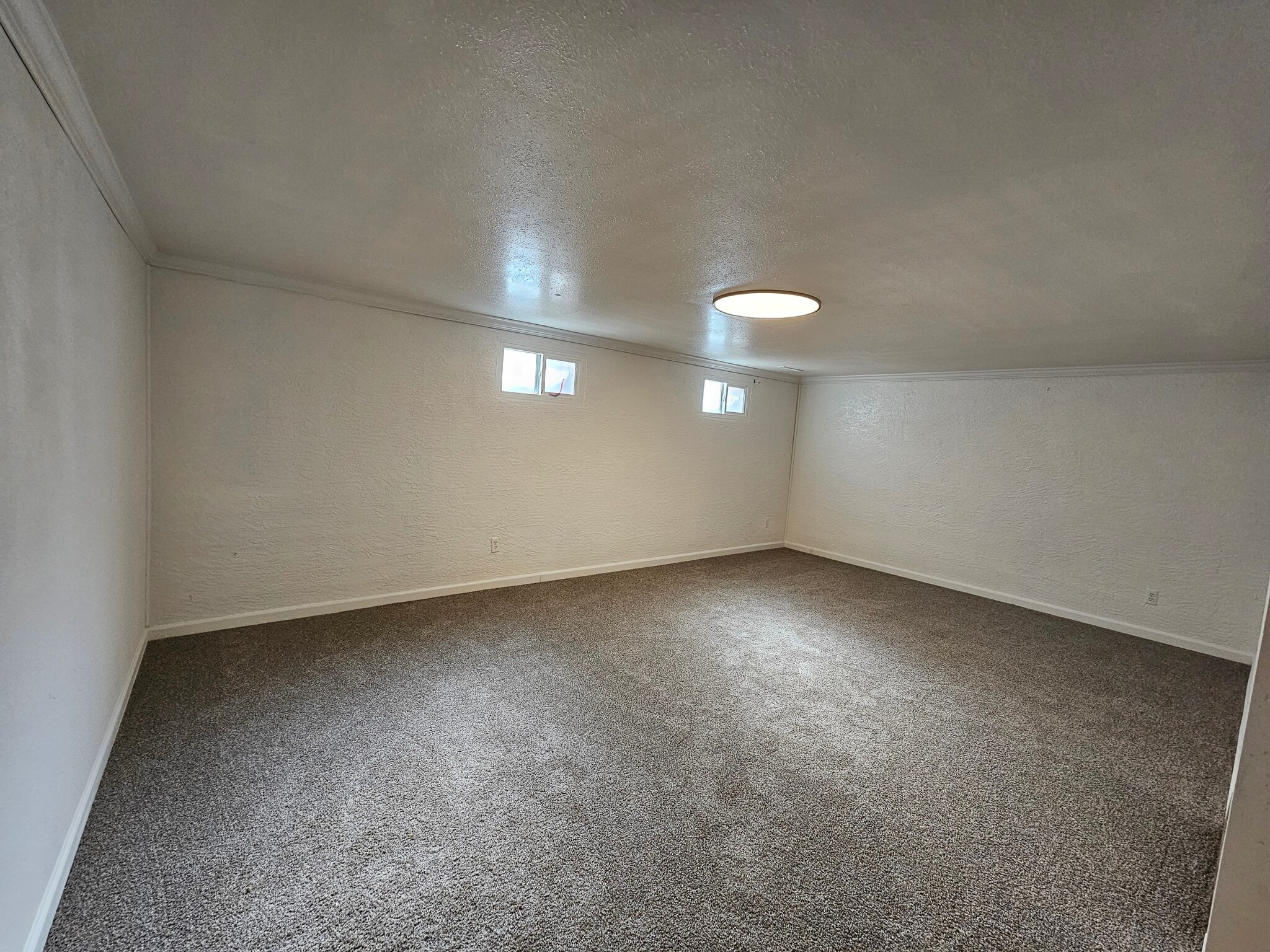 Building Photo - 308 Loomis Ave