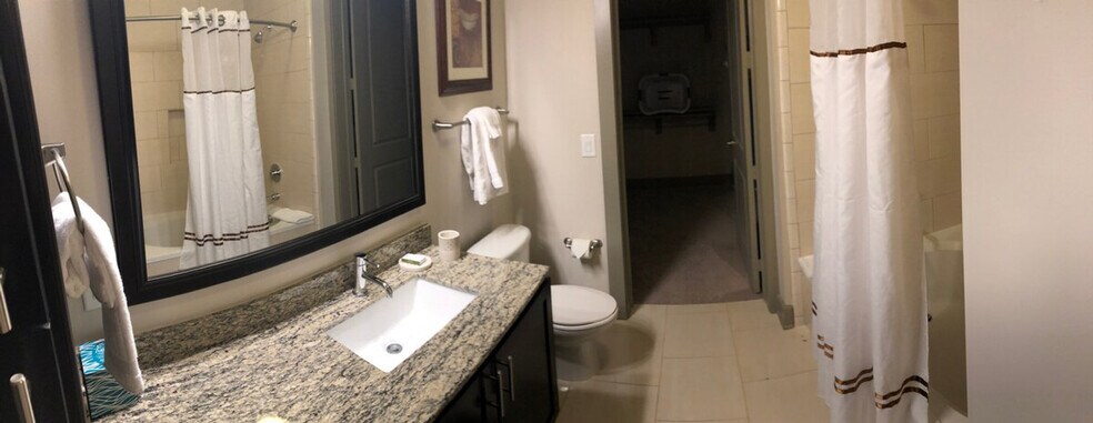 Building Photo - 6000 Carnegie Blvd