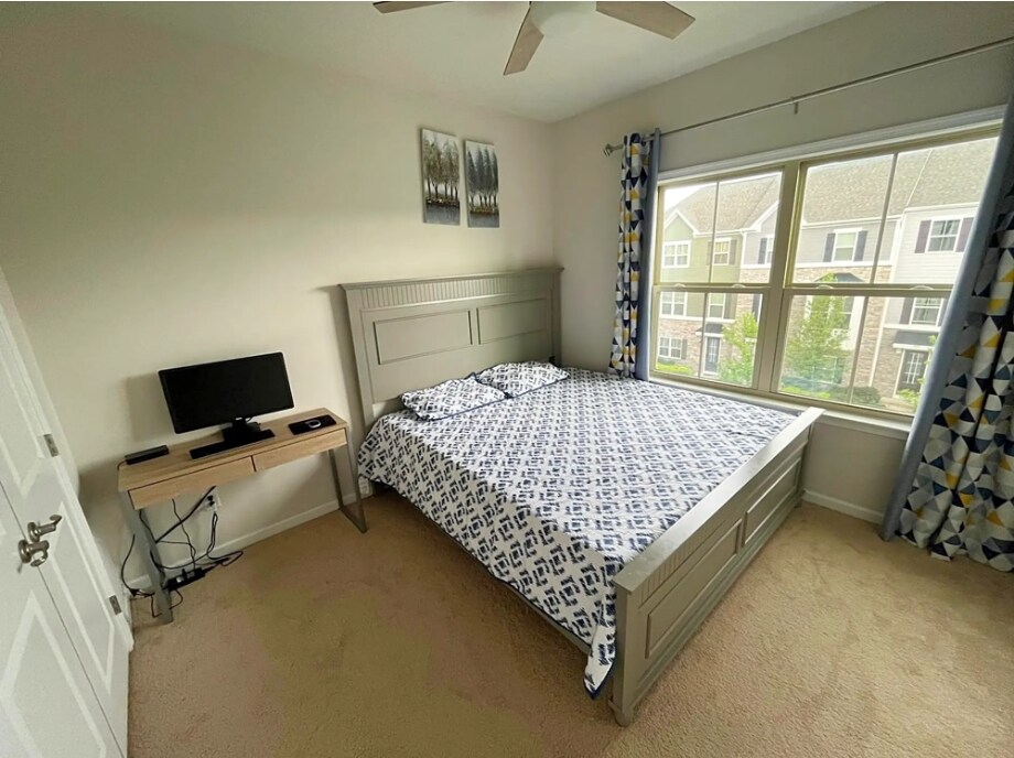 Building Photo - 3006 Mahican Cir