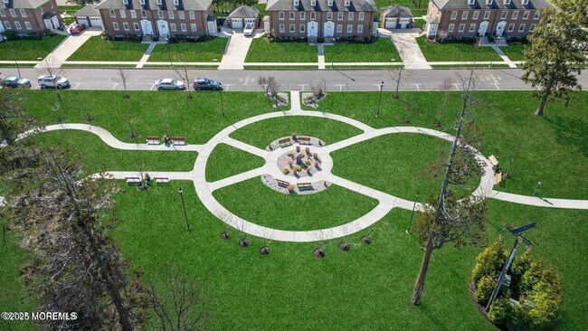 Building Photo - 16 Barton Ave