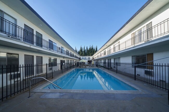 Building Photo - 20445 Saticoy St