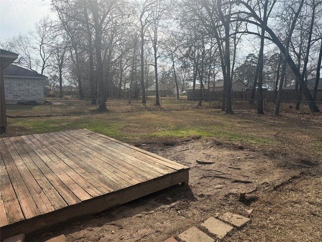 Building Photo - 140 Chuck Wagon