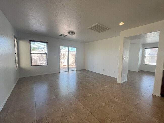 Building Photo - 8932 W Ryan Creek Ave