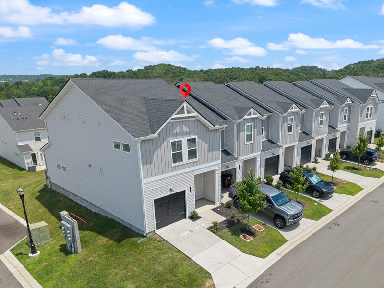 Building Photo - 4509 Skywood Ln