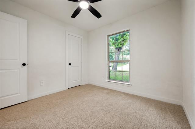Building Photo - 2014 Laurel Oaks Dr