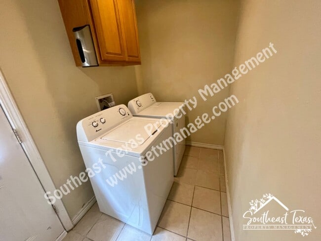 Building Photo - Cute Home in Lumberton, TX!