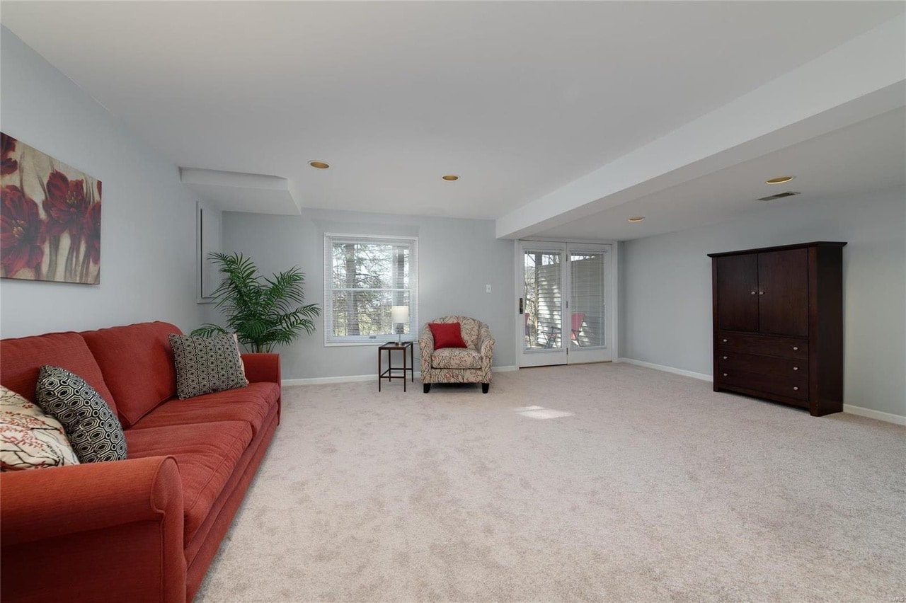 Building Photo - 1730 Blue Oak Dr