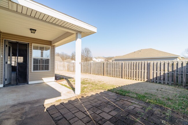 Building Photo - Cozy 3-bedroom 2 bath Home in Fayetteville...