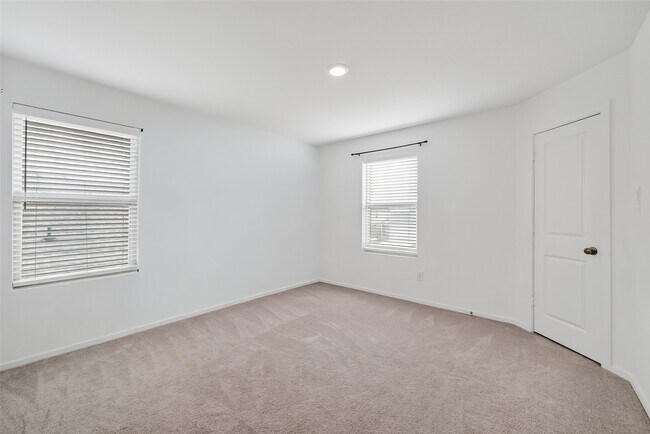 Building Photo - 3039 Ash Ray Dr